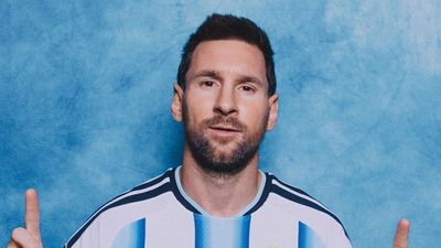 Lionel Messi and Antonela Roccuzzo Use a Columnar-Tree Trick for Poolside Privacy – The 2026 Seclusion Trend for Luxury Yards