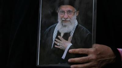 'Lavish' funeral for Khamenei triggers backlash in Iran