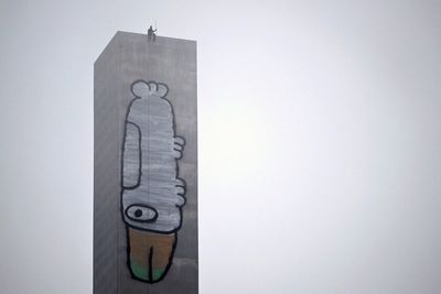 Police arrest man who spray-painted ‘Pam the Bird’ graffiti on Australia’s Bolte Bridge tower