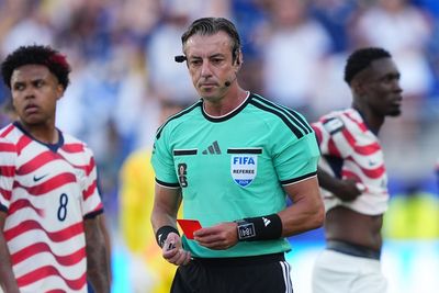 Fifa defends referee as Trump intervention sparks integrity storm