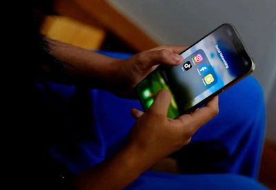 Australia's teen social media ban fails to clear first hurdle in age checks, says study