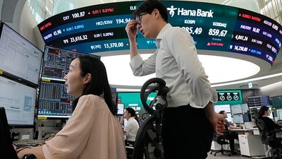 Samsung loses over $100bn in market value despite record AI-driven profit