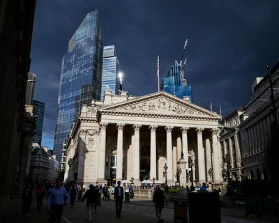 Bank of England plans to ease capital rules despite AI stability fears