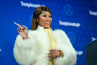 Trump Stuns Crowds By Commanding Rapper Nicki Minaj To Stand Up Before Calling Her 'So Respected And So Hot'