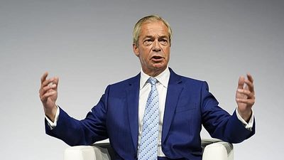 Nigel Farage says he's resigning as MP and will run in 'people vs. the establishment' by-election