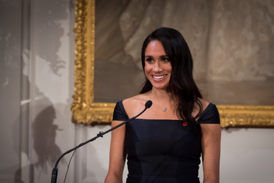 'It Was Jarring': Why Meghan Markle's Barefoot Meeting With Prince William and Princess Kate is Trending Again