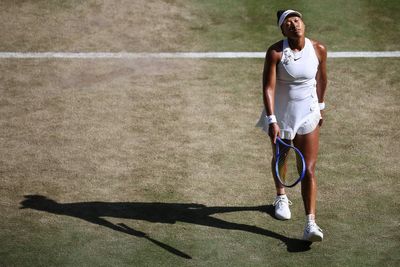 Naomi Osaka crumbles in Karolina Muchova clash as form falters in Wimbledon quarter-finals