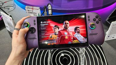 I went hands-on with the MSI Claw 8 EX AI+, and while it runs like a dream it may be too big even for the largest-handed gamers