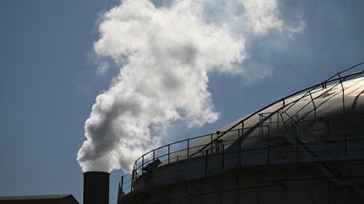 Power shift: Australia could cut fossil fuel shocks