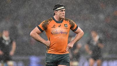 Hooper's Aussie return sealed, but not until 2029