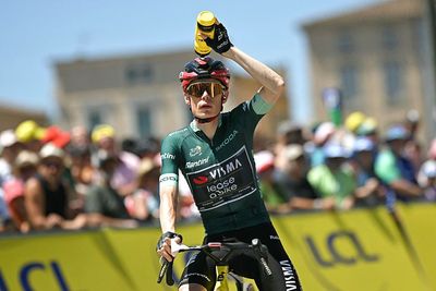 Jonas Vingegaard rides to stage start under police escort as Visma-Lease a Bike's team bus suffers air-con failure in Tour de France heatwave