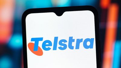 Telstra Outage Chaos: Phones In SOS Mode, Trains Halted & EFTPOS Down Across Australia