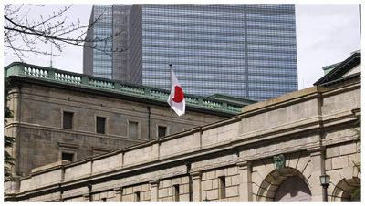 Global Market: Japanese fund managers bet big on yen bonds as BOJ policy shift lifts yields
