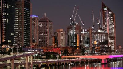 Union raises spectre of chaos, delays for Olympic works