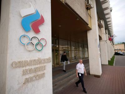 Kremlin hails ''important step'' as IOC eases Olympic restrictions on Russia