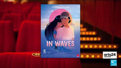 'In Waves': A luminous, moving love story on the waves
