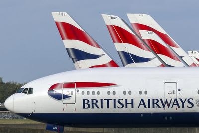 British Airways cancels flight to London Heathrow after crew 'got drunk in hotel bar'