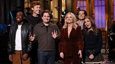‘Gandalf But Sassy’: SNL’s Younger Cast Members Open Up About Advice Lorne Michaels Has Given Them