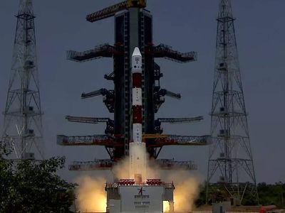 ISRO successfully tests Gaganyaan crew module's main parachute