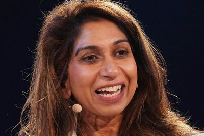 Suella Braverman heckled after criticising councils over ‘fashionable fads’