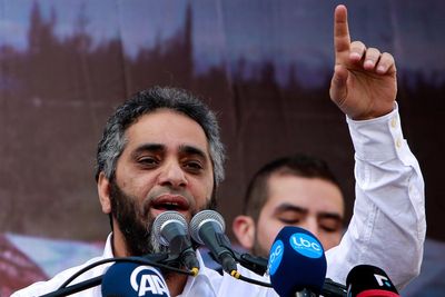 Lebanese singer-turned-militant released on bail as a probe into 2013 clashes continues