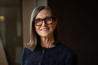 Cathie Wood just bought the SpaceX dip again—and dumped Alibaba to do it