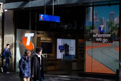 SA police investigating death during Telstra outage – as it happened