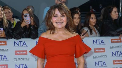 ‘As you get older, you shed friends’: Lorraine Kelly talks evolving friendships and the importance of removing people from your circle who ‘bring you down’