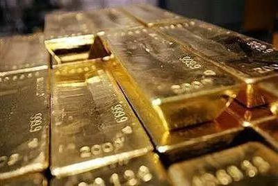 Gold dips as Mideast hostilities revive inflation concerns