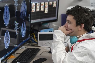 CTE at 24? Former Dallas Cowboys Player's Posthumous Diagnosis Raises New Questions