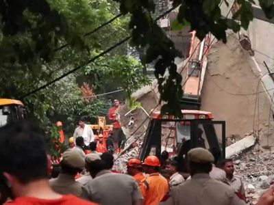 3 dead, 5 rescued as building collapses in Delhi's Rohini