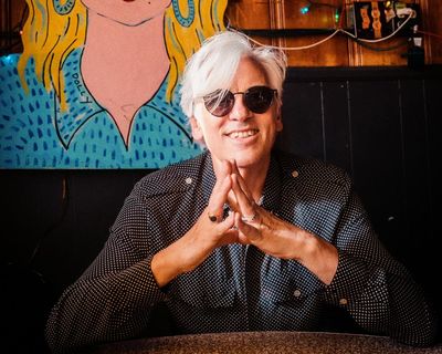 ‘I was a self-centred, entitled little horror ... arguably I still am’: cult psych rocker Robyn Hitchcock talks to Stewart Lee