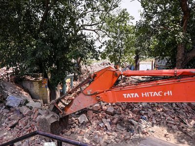 Delhi Development Authority issues fresh notice to remove all encroachments from its land