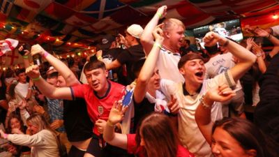 Starmer hints at extra bank holiday if England end 60-year wait for FIFA World Cup