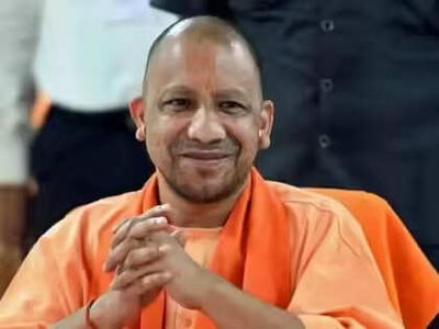 SP, Congress gave Bundelkhand dacoits; BJP brought jobs and defence corridor: Yogi Adityanath