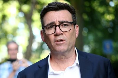 Andy Burnham moves closer to UK premiership