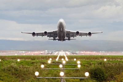 Passenger jet risked disaster after clearing Luton runway just 13ft above ground