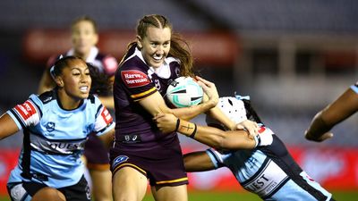 Upton's historic night helps Broncos feast on Sharks