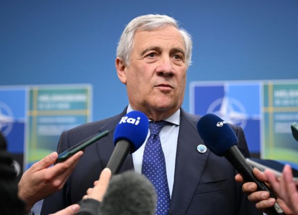 Italy expels two Russian diplomats accused of spying