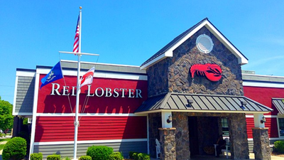 Man tries the seafood boil at Red Lobster in Orlando. Then rates one item a zero out of 10 and it only got worse: ‘Had to use 20% off’