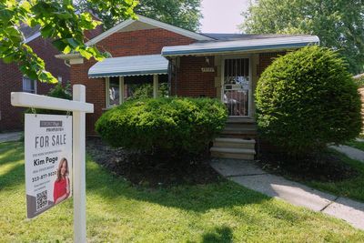 US home prices hit an all-time high as sales slow and mortgage rates rise