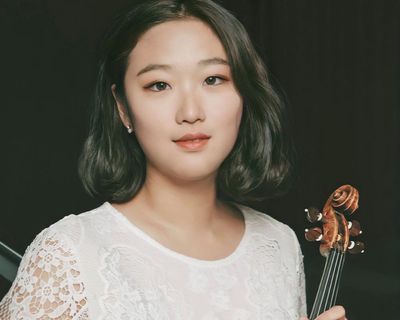 Sueye Park: Goldmark and Sibelius album review – Korean violinist’s silvery tone is ideal for Goldmark rarity