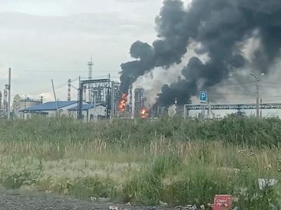 Russia's Saratov oil refinery at a halt since Wednesday's drone attack: Sources report to Reuters