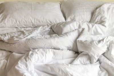 Hot sleepers should switch to this type of bed sheet, according to experts