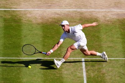 Arthur Fery urged to overcome early nerves and ‘shake up’ Alexander Zverev