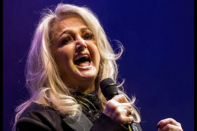 Who Was Bonnie Tyler? Her Career, Husband, Health Journey, Net Worth and Death at 75