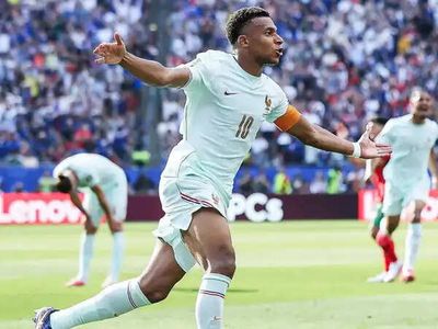 Who won yesterday FIFA World Cup football match? France vs Morocco – Who reached the semi-finals after intense clash