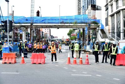 Bangkok evacuates residents, closes road after Purple Line tunnel leak