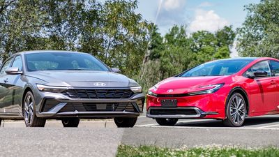 I drove the Toyota Prius and Hyundai Elantra Hybrid for a week — here's the hybrid I'd actually buy