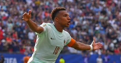 France 2-0 Morocco: Favourites through to semi-final as star duo strike again
